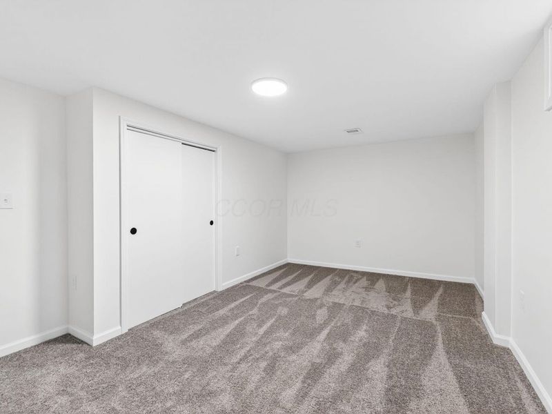 638 Darlene Place , Galloway, OH 43119 Photo 32