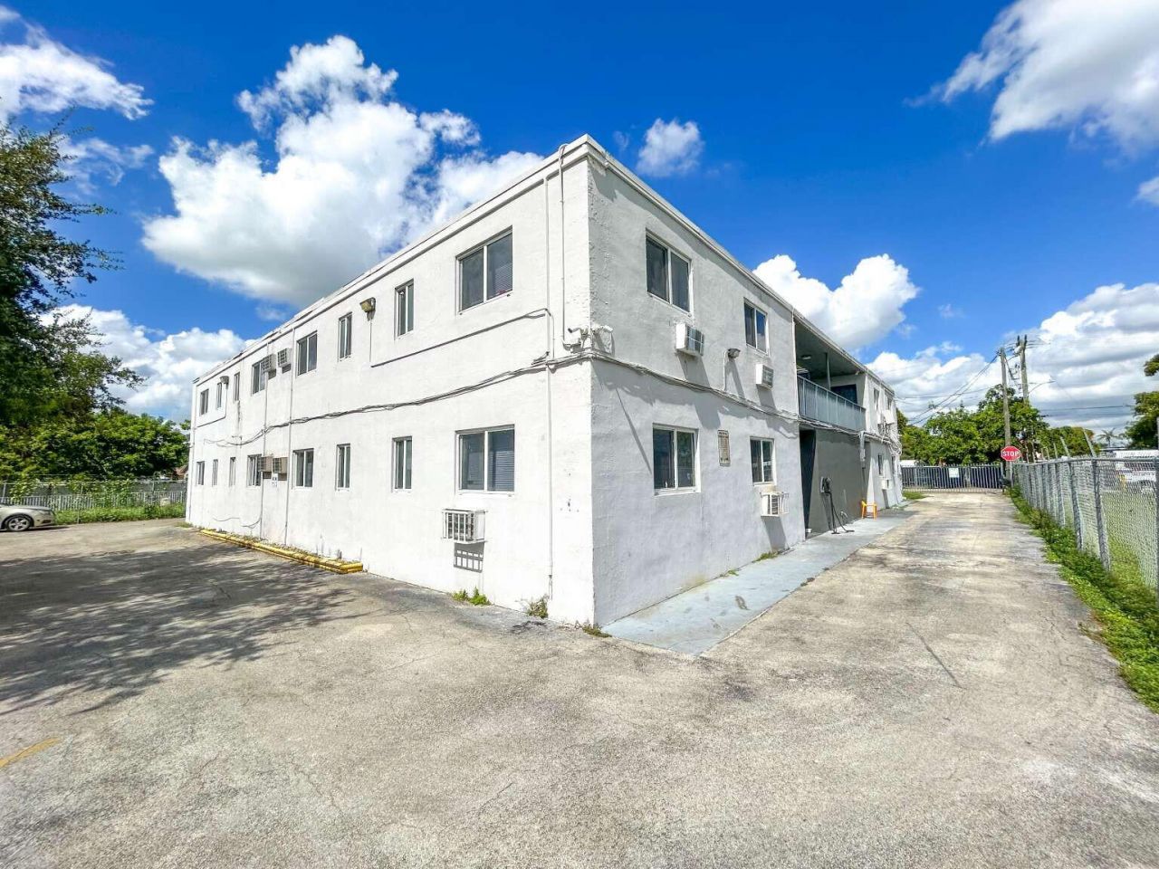 734 NW 80th Street, Miami, FL 33150 Photo
