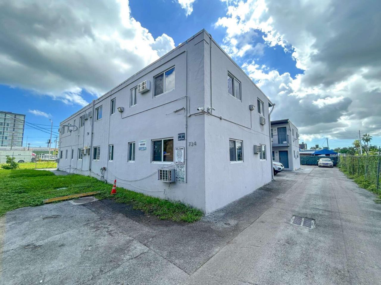 734 NW 80th Street, Miami, FL 33150 Photo
