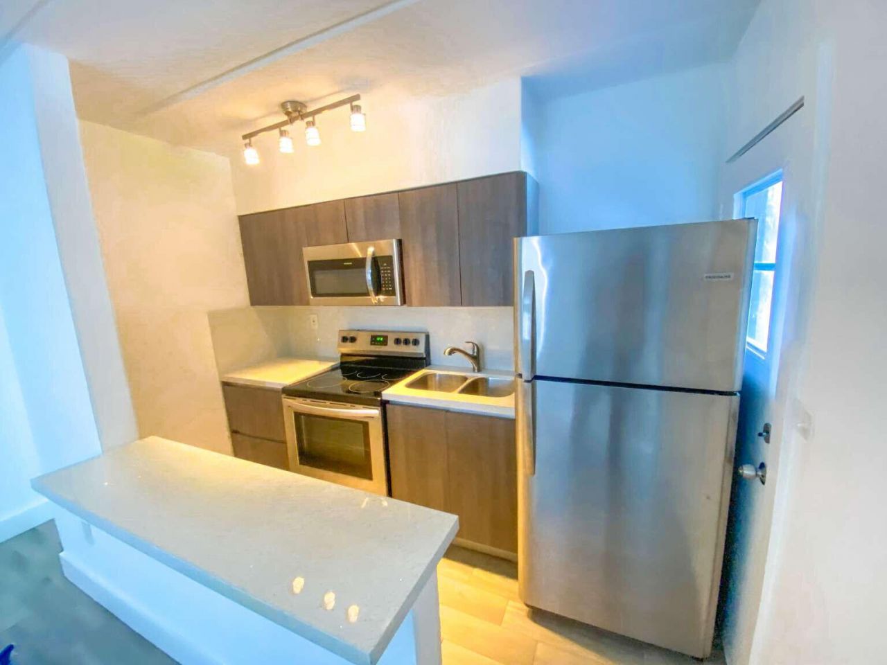 734 NW 80th Street, Miami, FL 33150 Photo