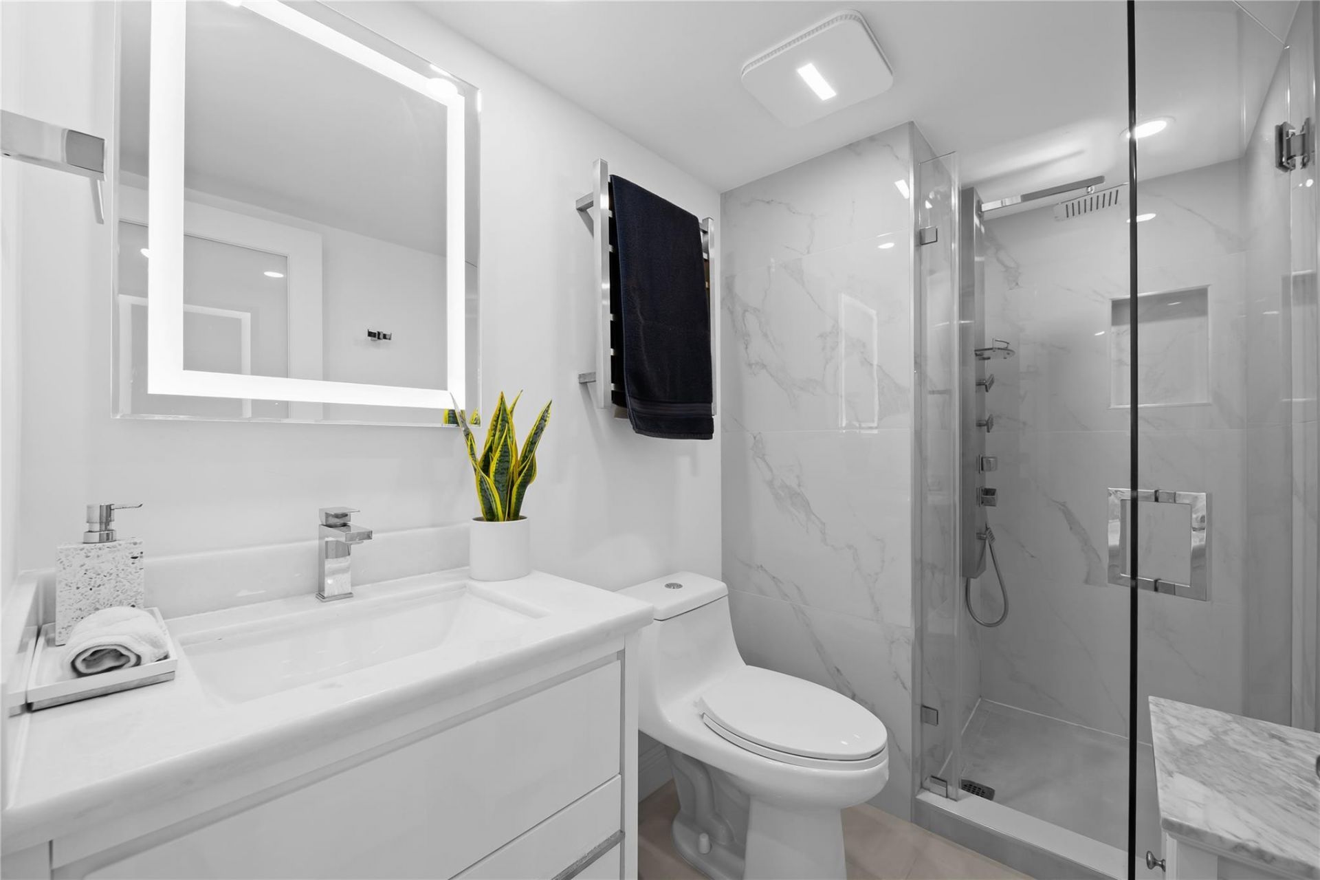 5100 N Ocean Boulevard, Unit 702, Lauderdale by the Sea, FL 33308 Photo