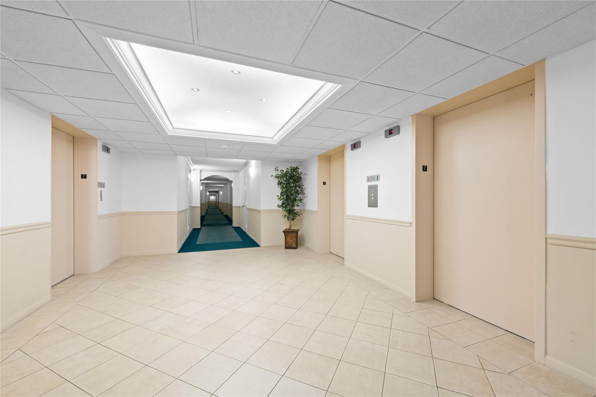 5100 N Ocean Boulevard, Unit 702, Lauderdale by the Sea, FL 33308 Photo