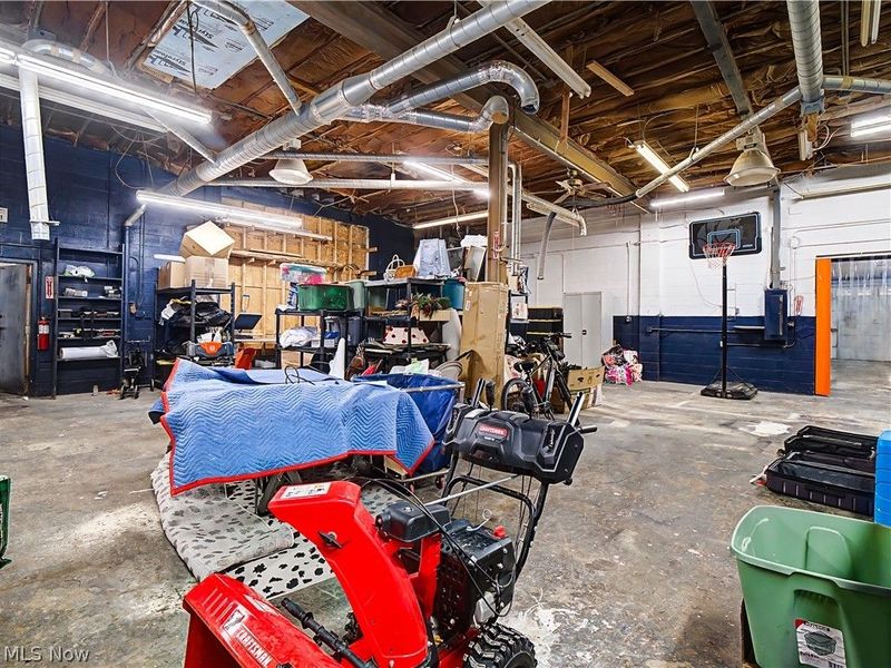 37931 Vine Street, Willoughby Hills, OH 44094 Photo 48