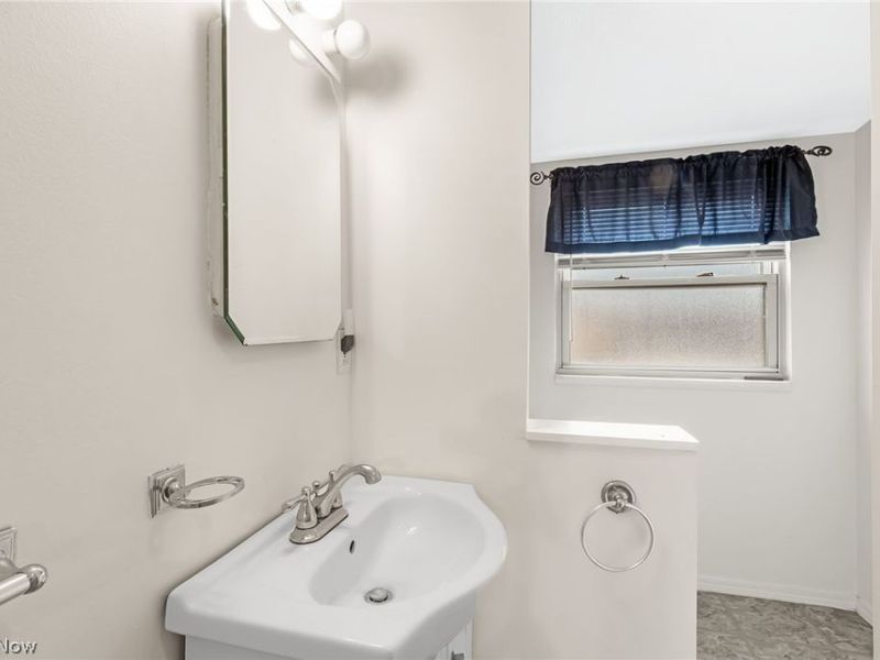 4167 W 62nd Street, Cleveland, OH 44144 Photo 21