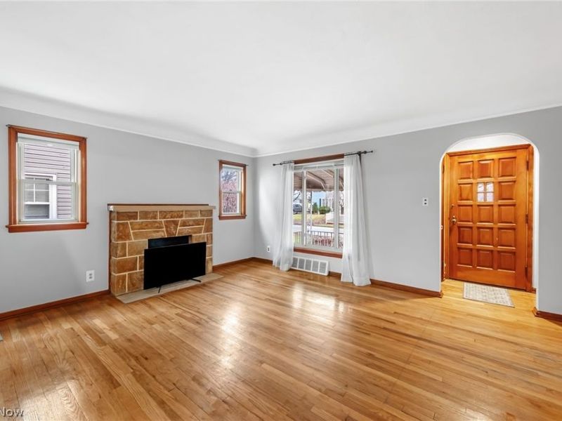 4167 W 62nd Street, Cleveland, OH 44144 Photo 3