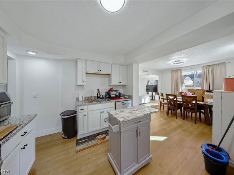 3407 Grovewood Avenue, Parma, OH 44134 Photo 5