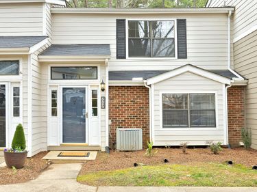 7717 Falcon Rest Circle, Raleigh, NC 27615