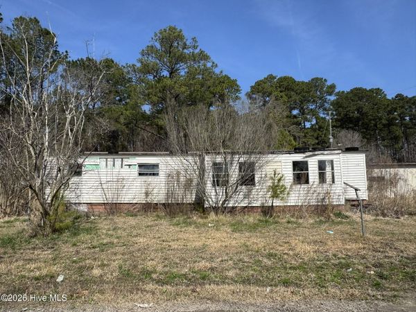 1701 17th Street, Midway Park, NC 28544