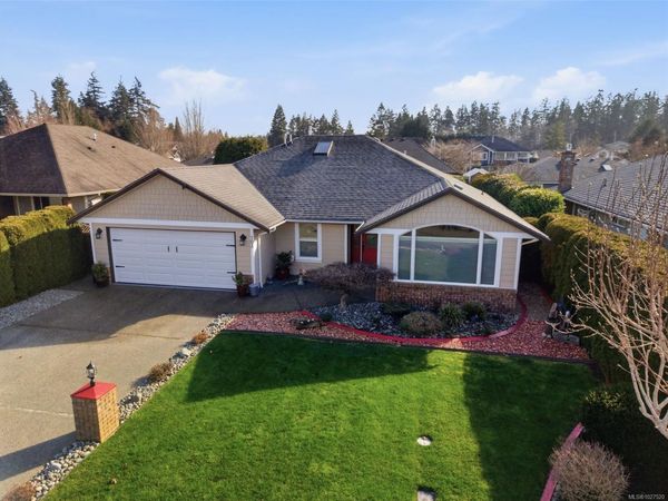 793 Fletcher Ave , Parksville, BC V9P 2M2