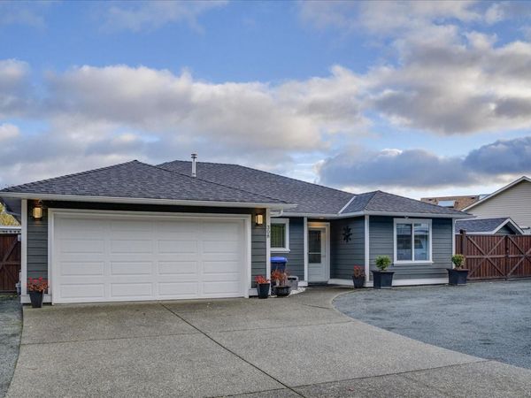 308 Church St , Parksville, BC V9P 2T8