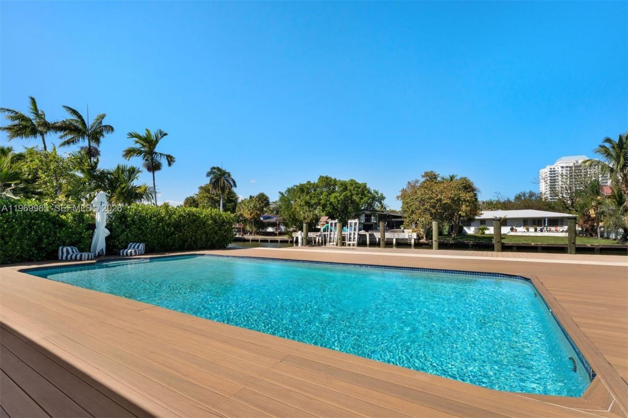 1025 Belle Meade Island Dr , Miami, FL 33138 Photo