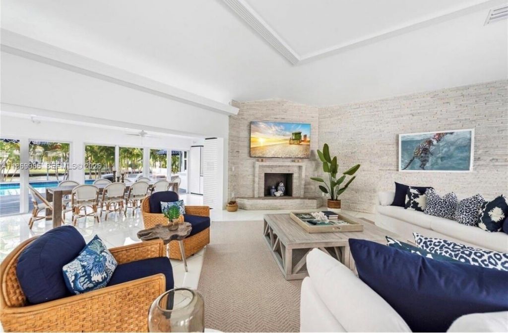 1025 Belle Meade Island Dr , Miami, FL 33138 Photo