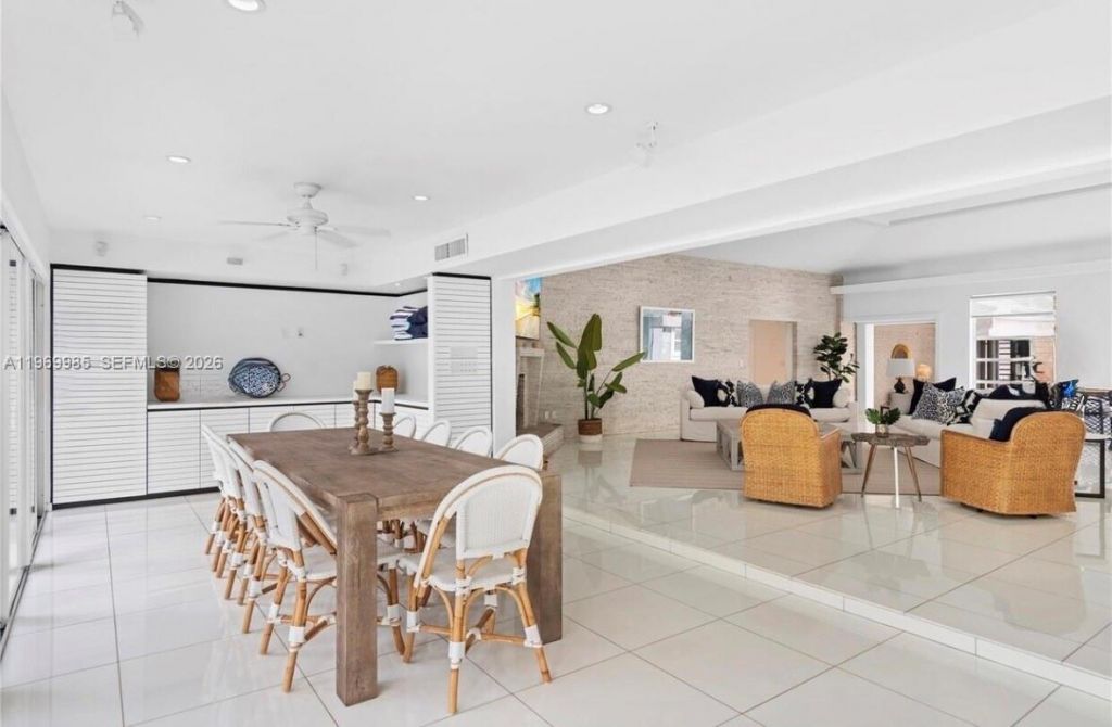 1025 Belle Meade Island Dr , Miami, FL 33138 Photo