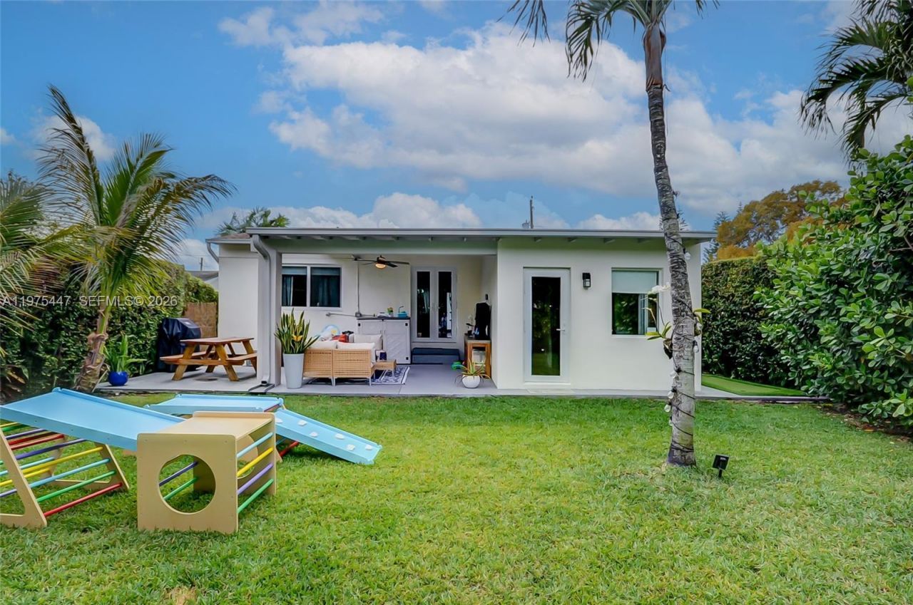 3641 SW 13th Ter, Miami, FL 33145 Photo