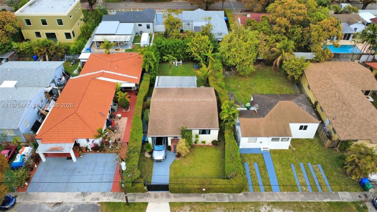 3641 SW 13th Ter, Miami, FL 33145 Photo