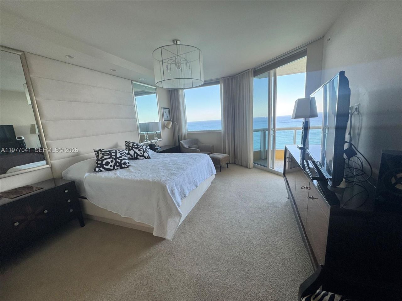 17875 Collins Ave , Unit 4306, Sunny Isles Beach, FL 33160 Photo
