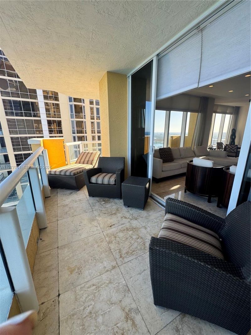 17875 Collins Ave , Unit 4306, Sunny Isles Beach, FL 33160 Photo