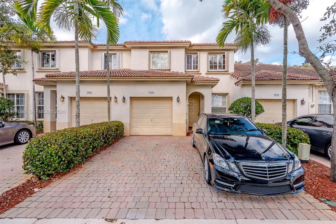 7919 NW 20th St , Pembroke Pines, FL 33024 Photo