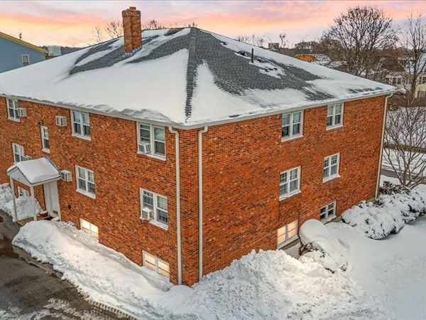 40 Railroad Ave, Unit B2, Beverly, MA 01915