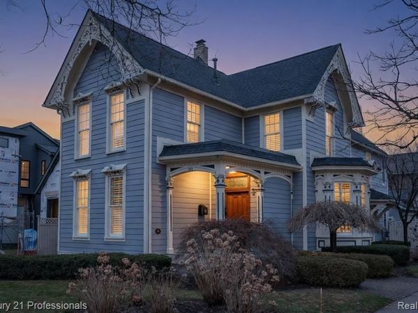 302 W 3rd Street, Rochester, MI 48307