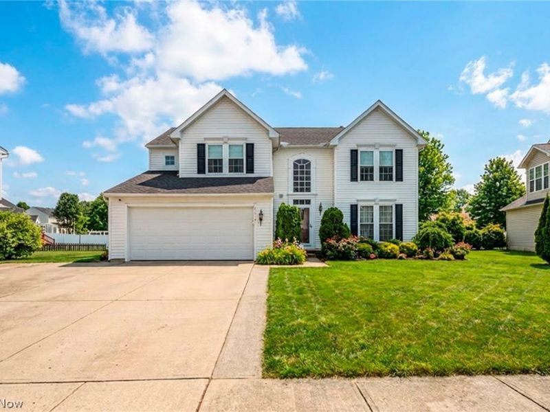 4253 Santina Way , Lorain, OH 44053 Photo 1