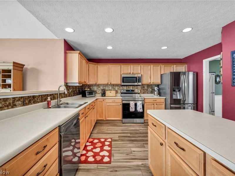 4253 Santina Way , Lorain, OH 44053 Photo 14