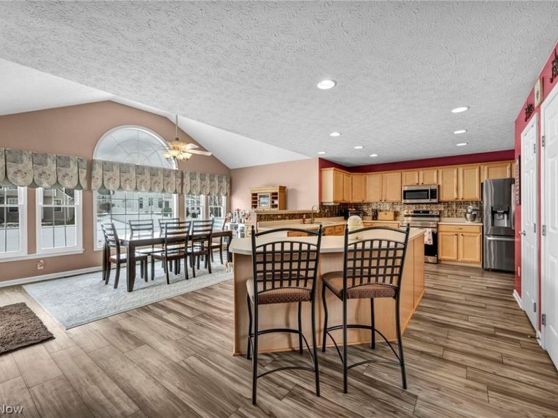 4253 Santina Way , Lorain, OH 44053 Photo 16