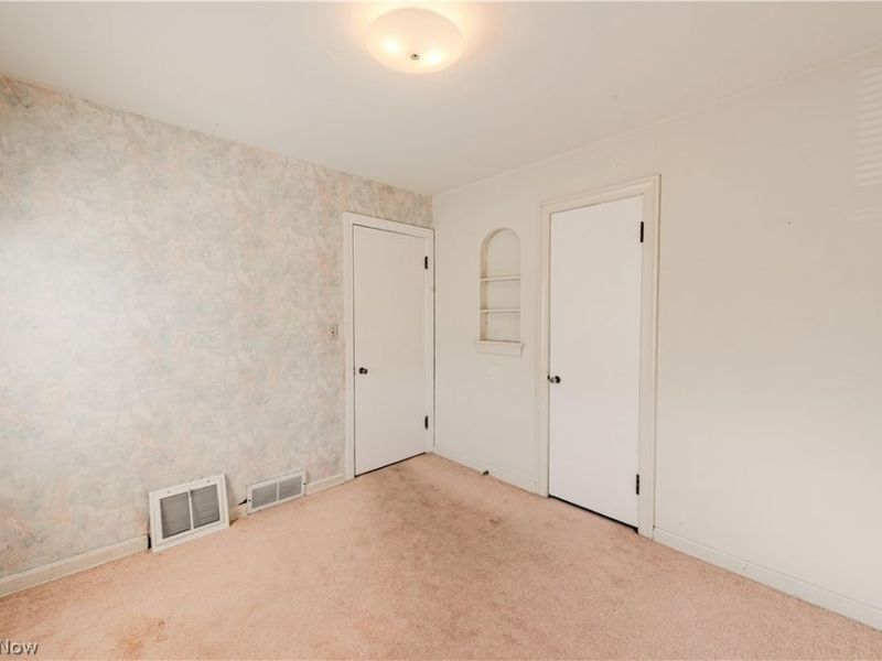 463 Poplar Street, Elyria, OH 44035 Photo 16