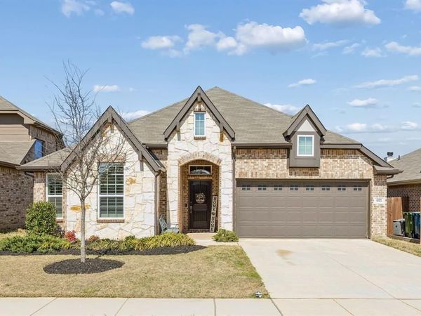 685 Coleman Street , Aubrey, TX 76227