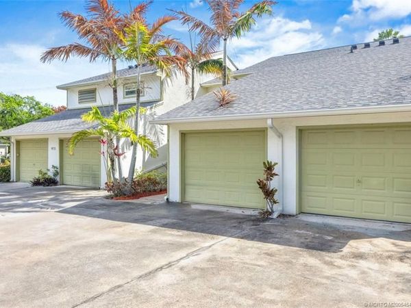973 NW Spruce Ridge Drive, Unit 3, Stuart, FL 34994