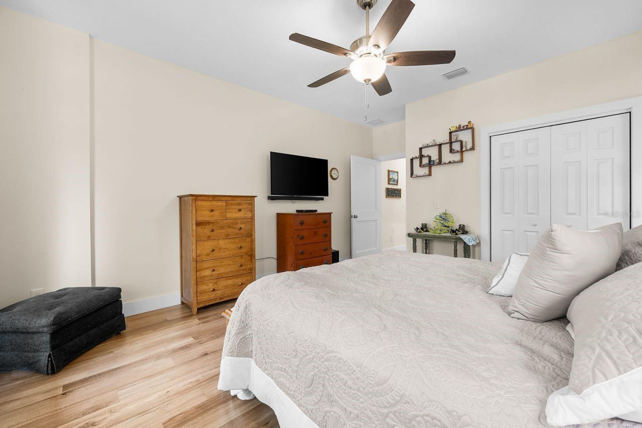 8449 Lilly Lake Road , Melrose, FL 32666 Photo