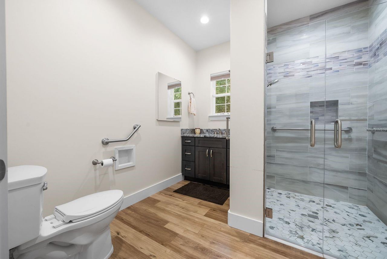 8449 Lilly Lake Road , Melrose, FL 32666 Photo