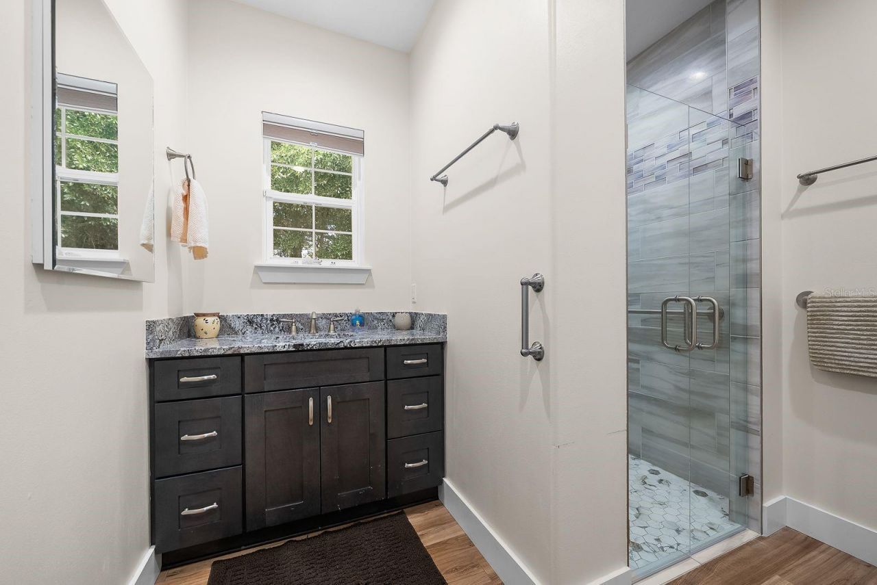 8449 Lilly Lake Road , Melrose, FL 32666 Photo