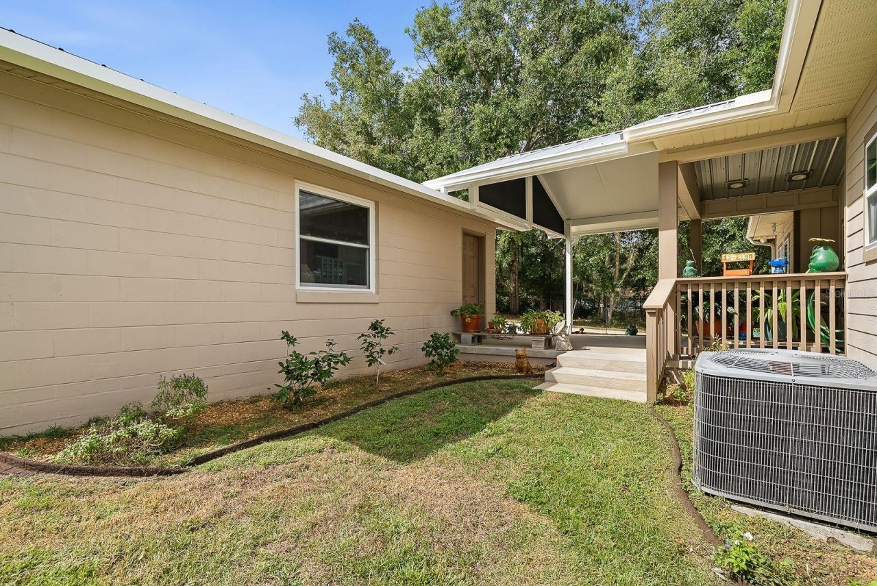 8449 Lilly Lake Road , Melrose, FL 32666 Photo