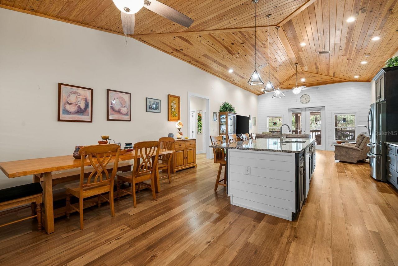 8449 Lilly Lake Road , Melrose, FL 32666 Photo