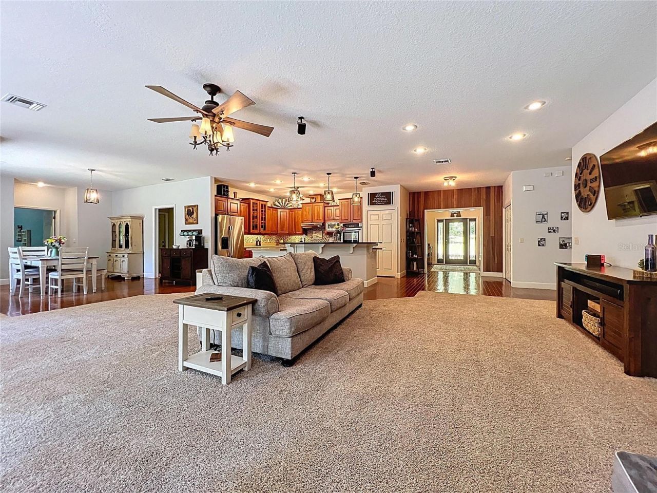 16224 Iola Woods Trail , Dade City, FL 33523 Photo