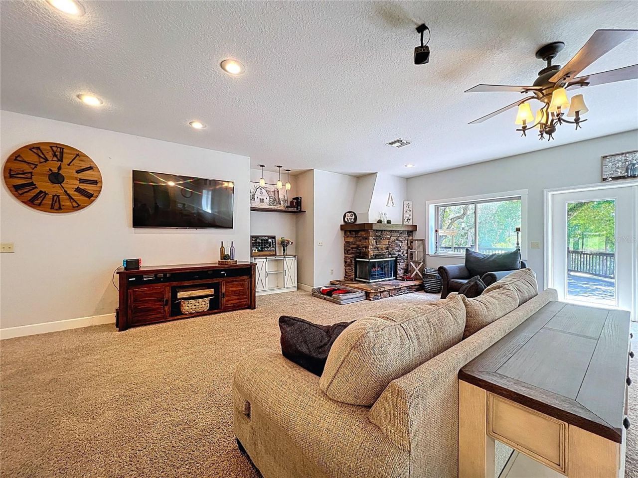 16224 Iola Woods Trail , Dade City, FL 33523 Photo