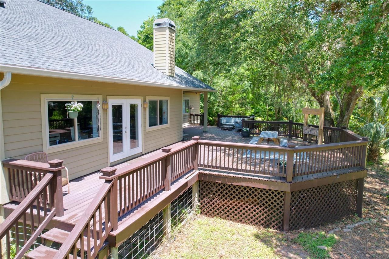 16224 Iola Woods Trail , Dade City, FL 33523 Photo