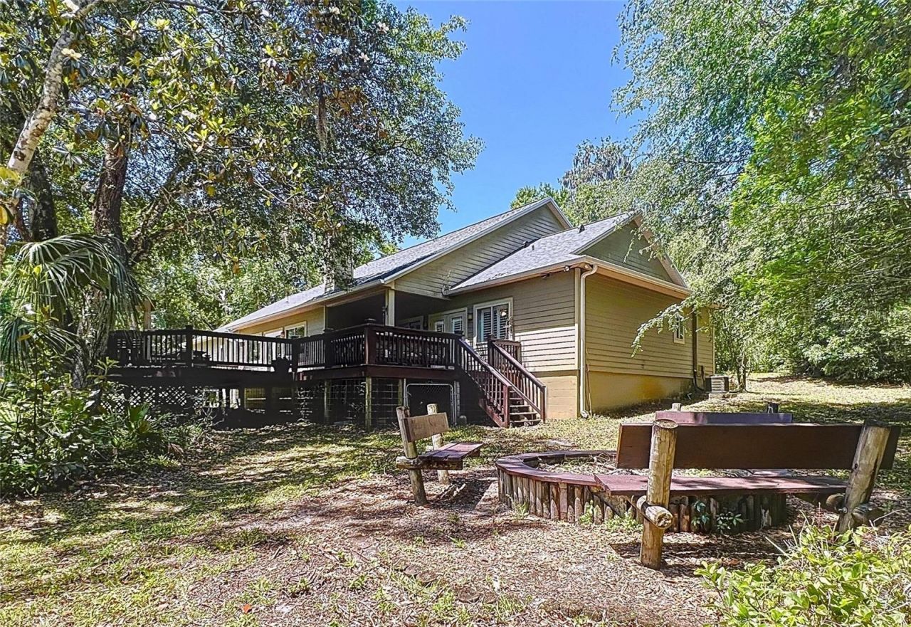 16224 Iola Woods Trail , Dade City, FL 33523 Photo