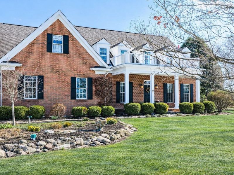 736 Arlington Road, Bellefontaine, OH 43311 Photo 1