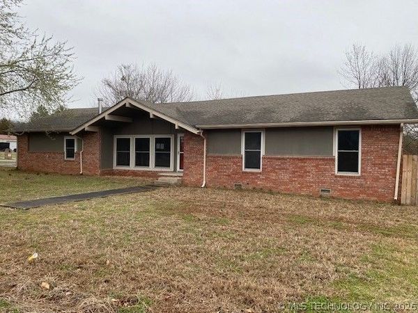 2206 Brenda Avenue , Tahlequah, OK 74464