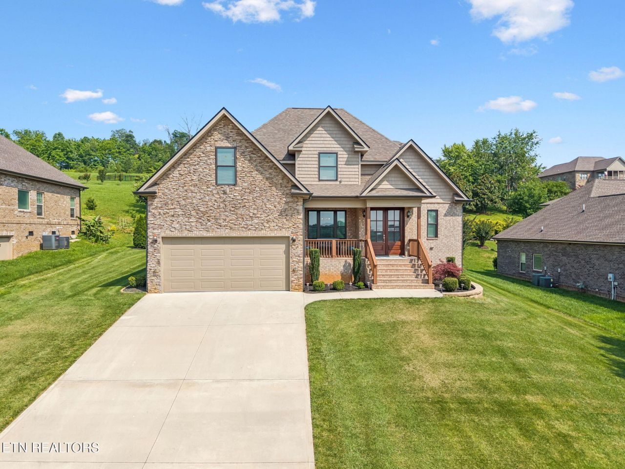 854 Kennesaw Lane, Lenoir City, TN 37771 Main Photo