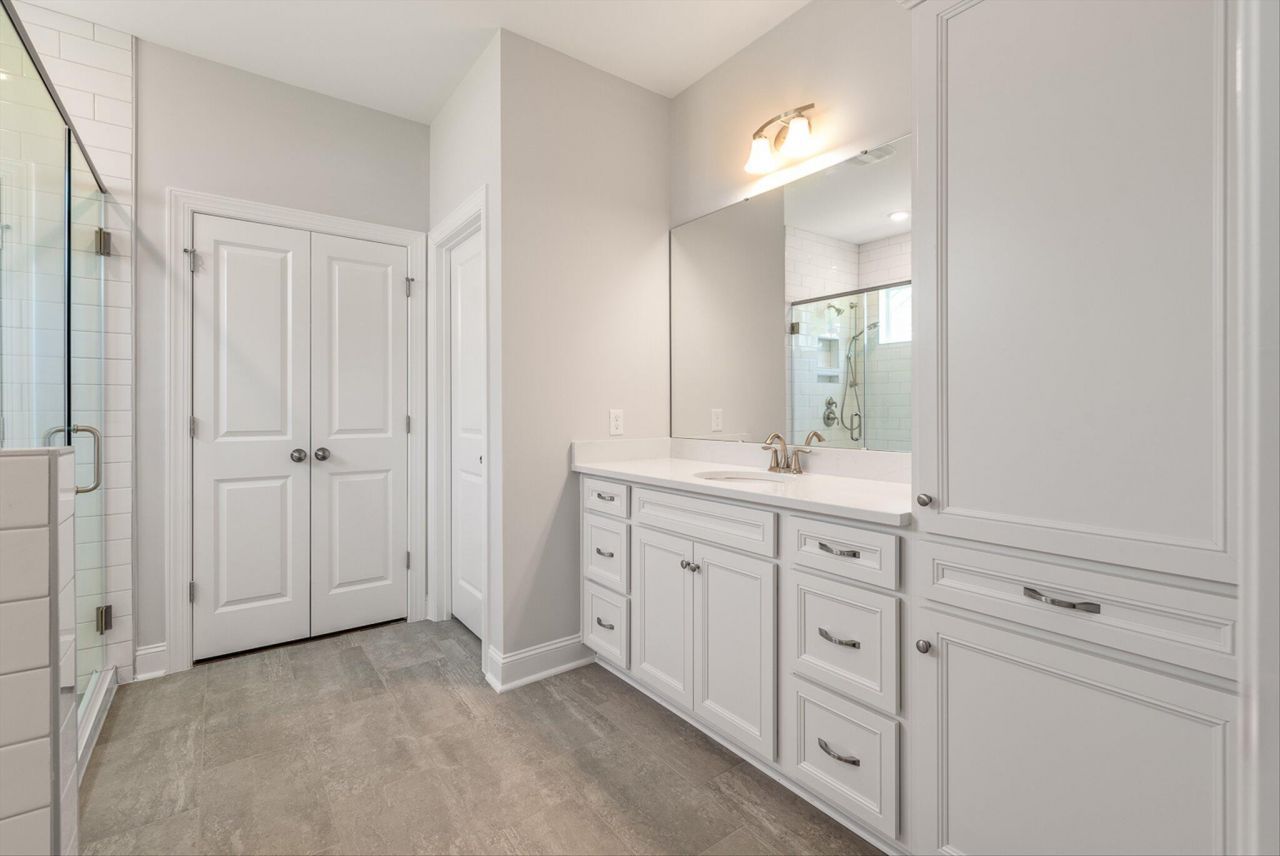 165 Huguenot Trail Photo 11