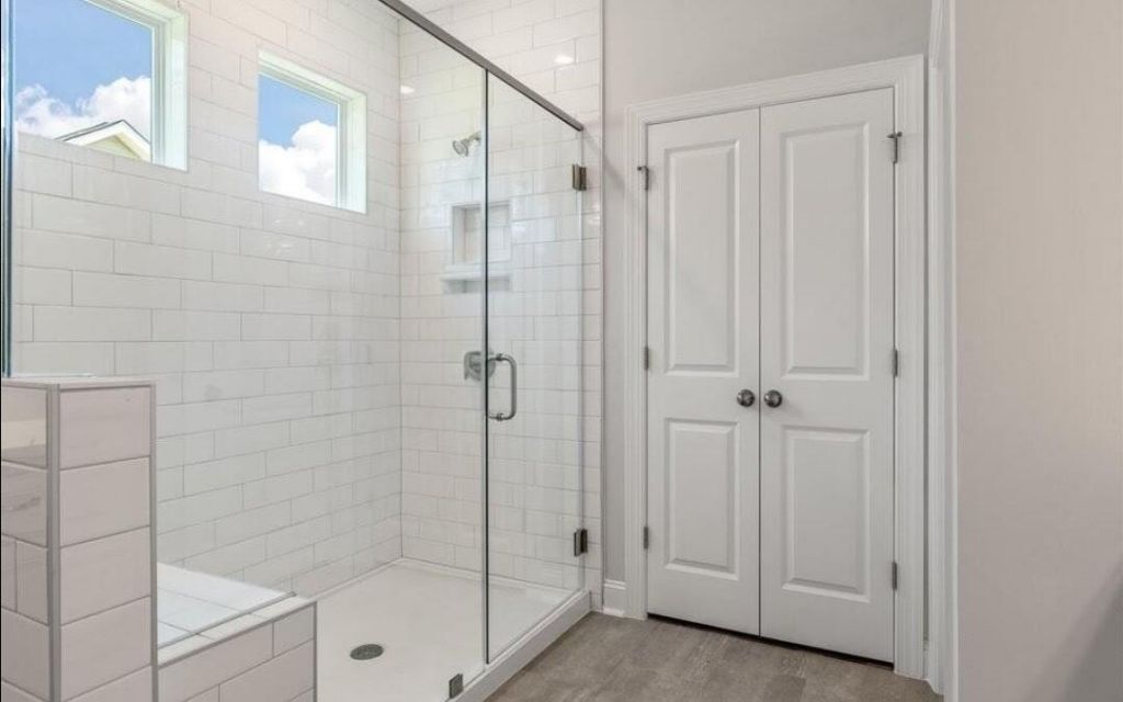 165 Huguenot Trail Photo 13