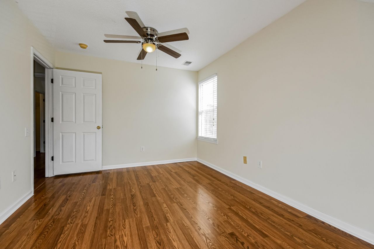 2161 Kings Gate Lane Photo 11