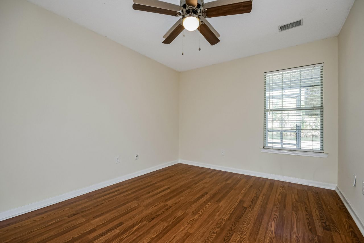 2161 Kings Gate Lane Photo 12