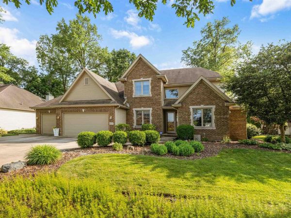 6615 Cherry Hill Parkway, Fort Wayne, IN 46835