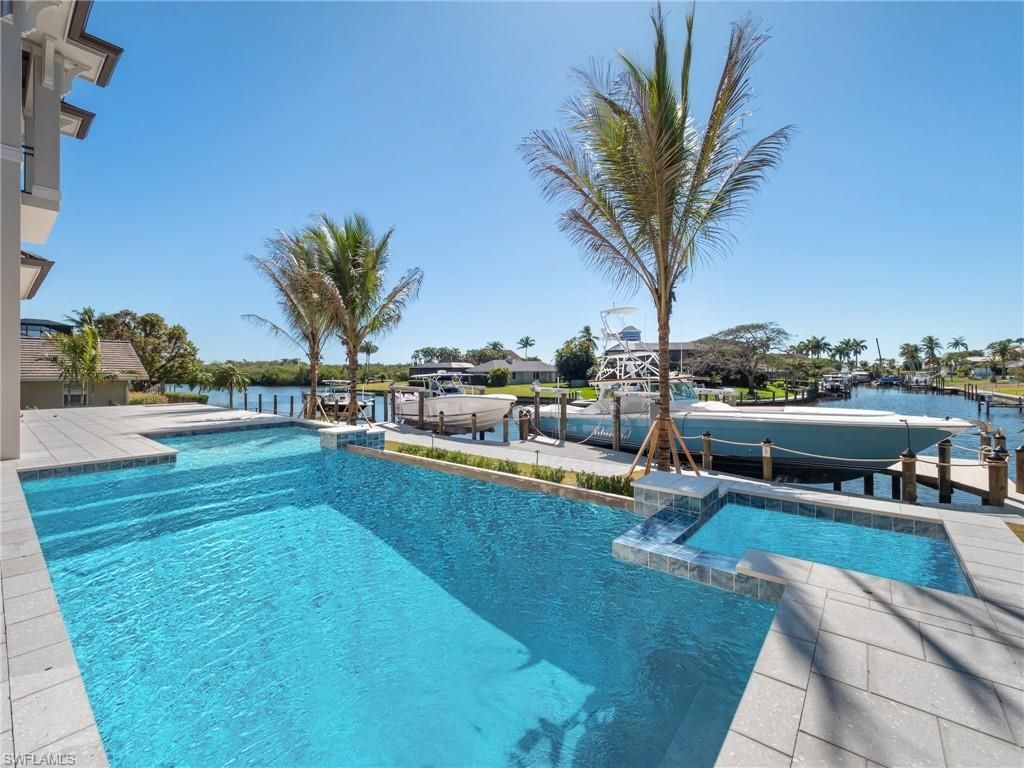 4850 Laurel Ln, Fort Myers, FL 33908 Photo