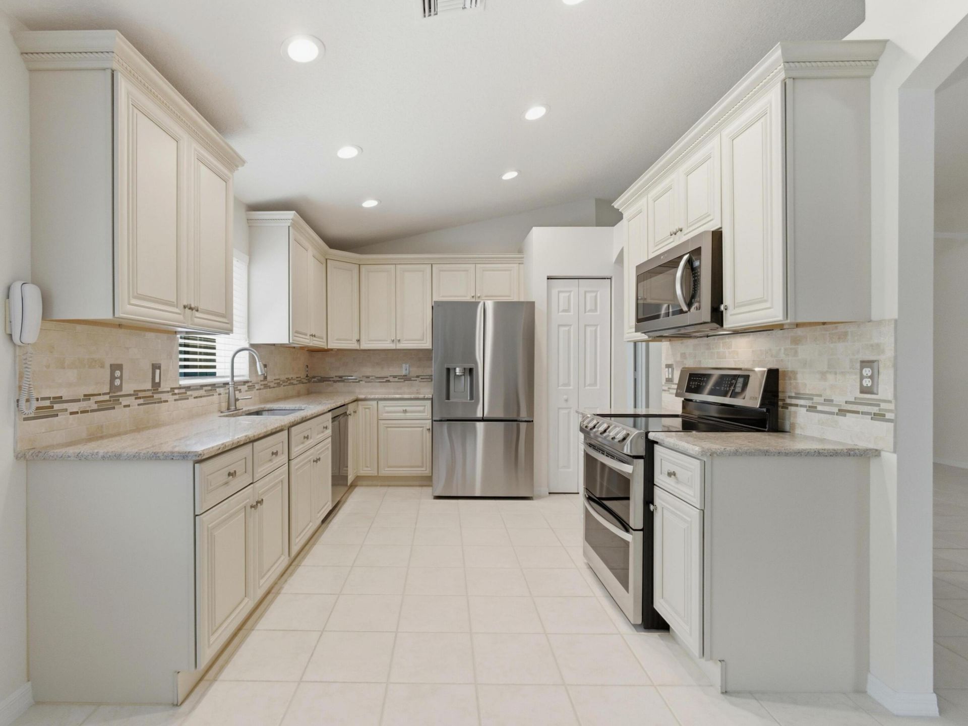 7420 Lugano Drive, Boynton Beach, FL 33437 Photo