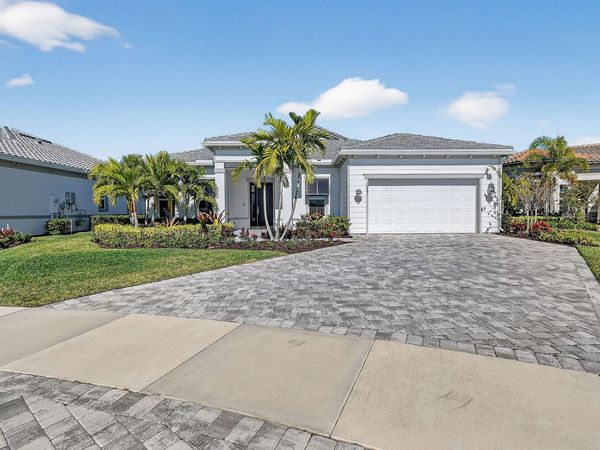 10803 Stellar Circle, Palm Beach Gardens, FL 33412